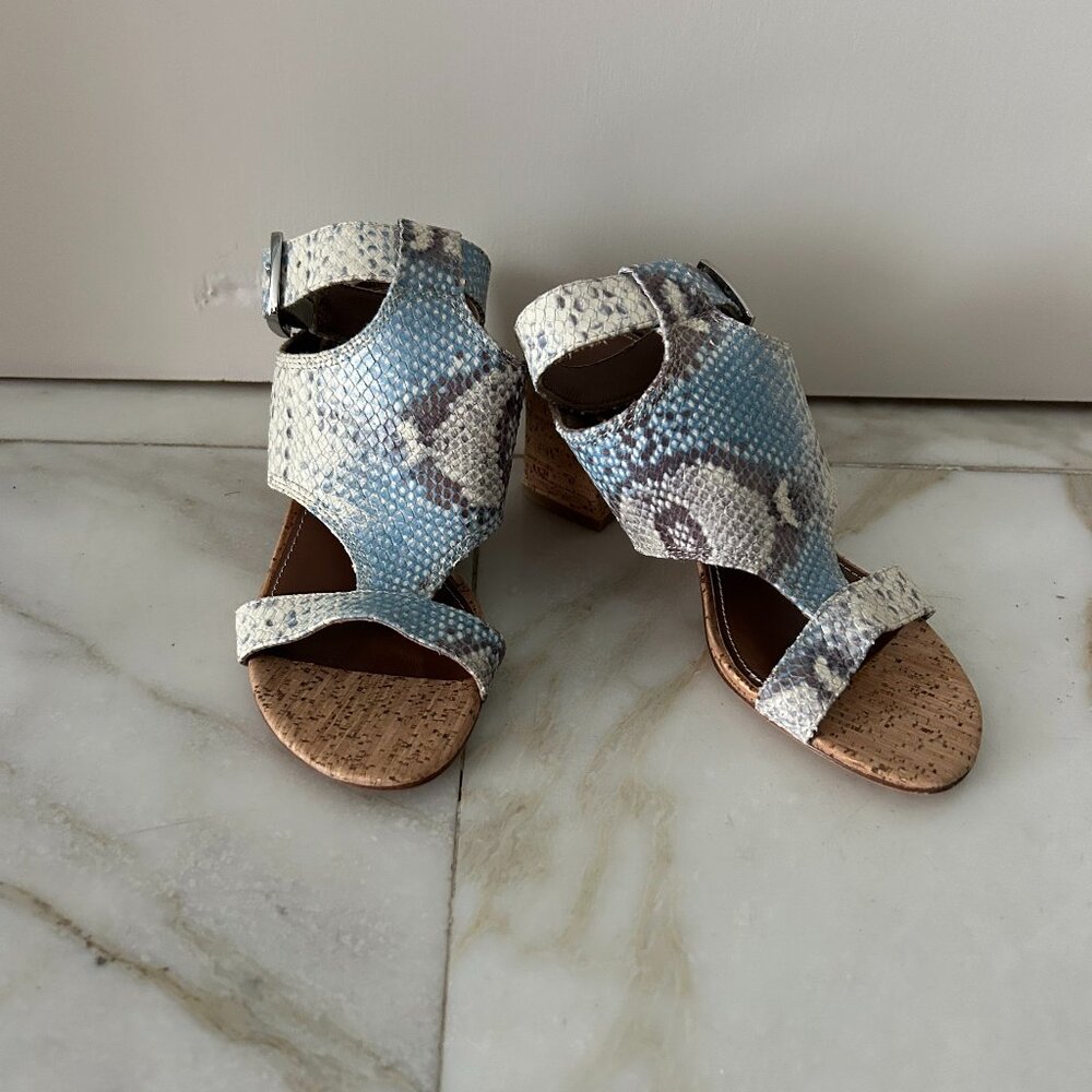 Donald J. Pliner NEW Blue Snakeskin Print Heeled Sandal, sz. 5